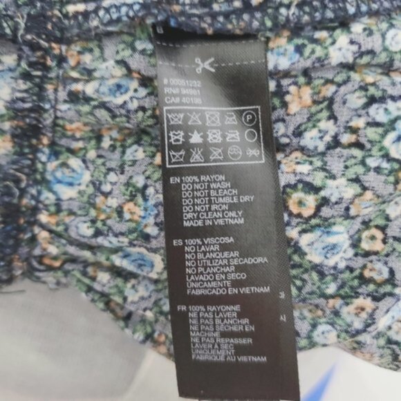 Low Back Bohemian Resortwear Pleated Babydoll dress - Picture 9 of 10